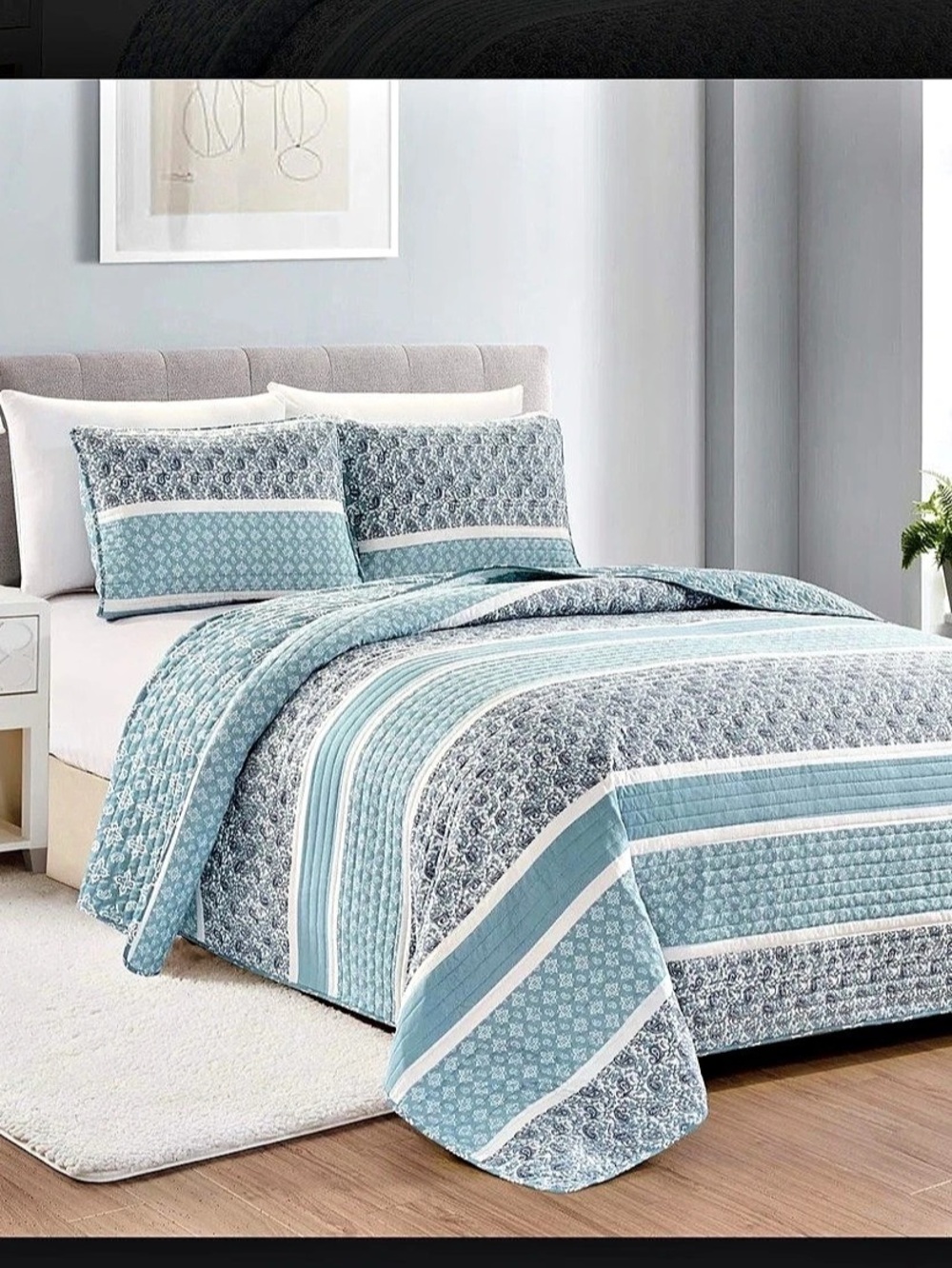 Laura Ashley Paisley Patchwork Quilt Set Blue & White